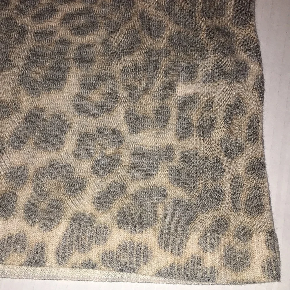 NWT Zara Leopard Print Short Sleeve Light Sweater Top | Size M - Picture 2 of 6